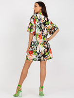 Hurtownia Czarna mini sukienka w kwiaty z zapięciem na guziki 