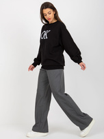 Hurtownia online Czarna luźna bluza bez kaptura z haftem 