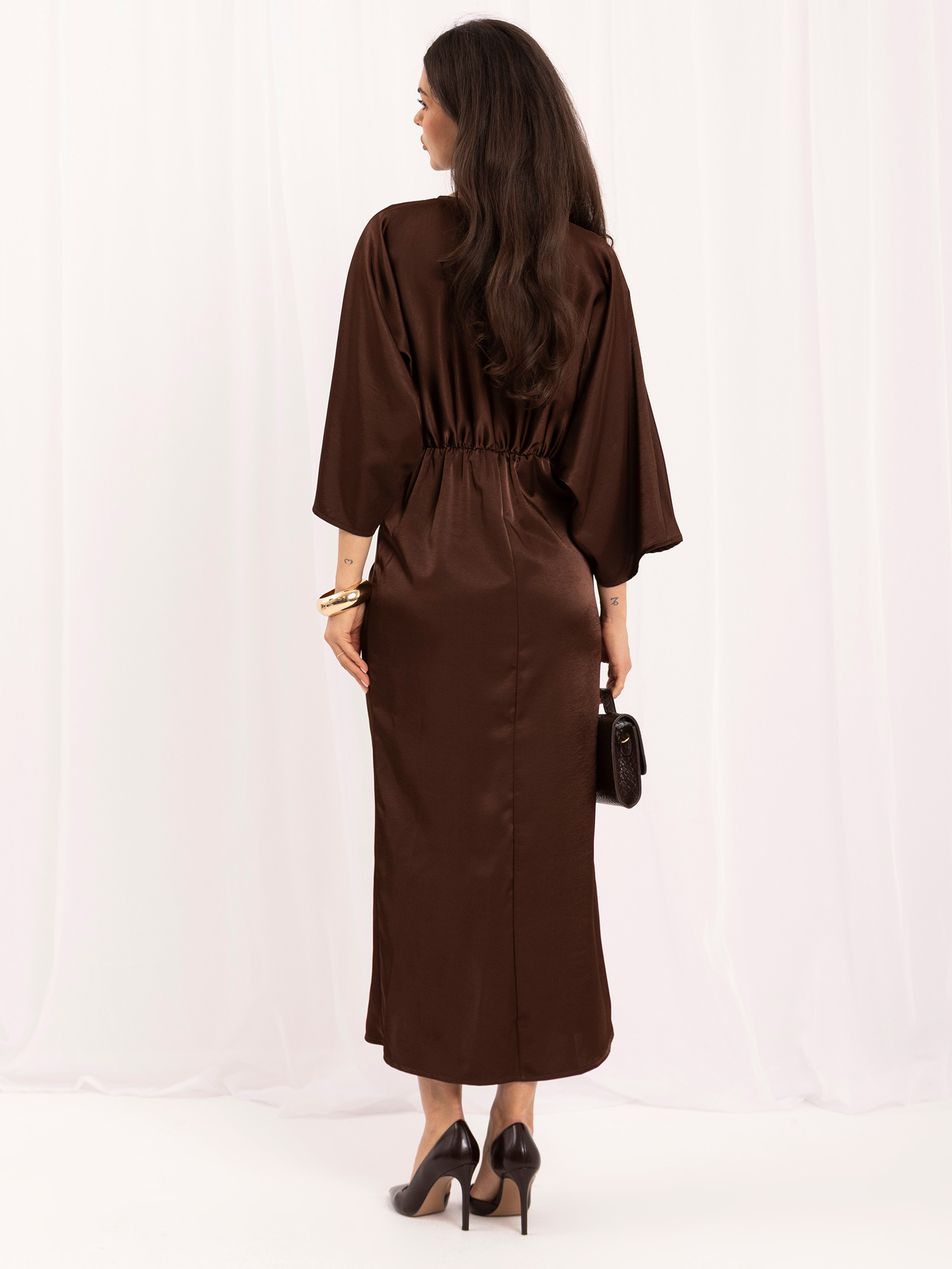 Hnědé kimono šaty s ozdobným uzlem RUE PARIS.