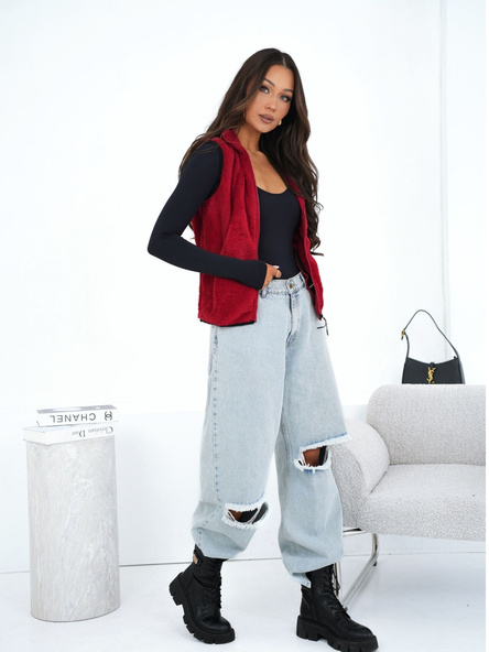 Ciemnoczerwona futrzana kamizelka z suwakiem 