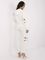 Ecru damski komplet z dodatkiem wiskozy 