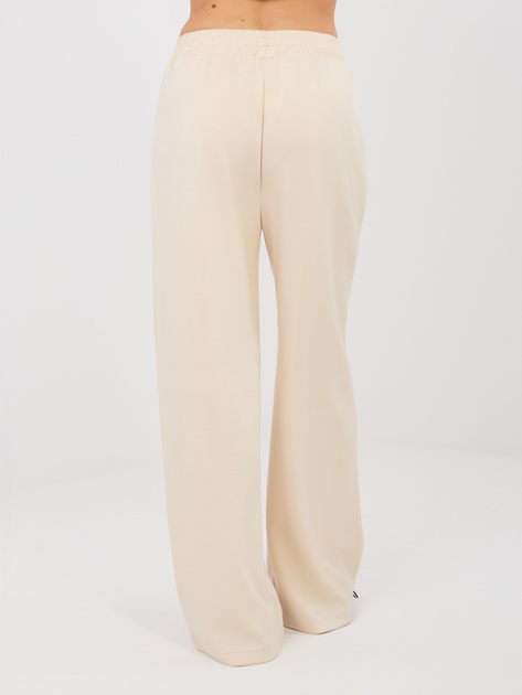 Jasnobeżowy dresowy komplet z bluzą oversize