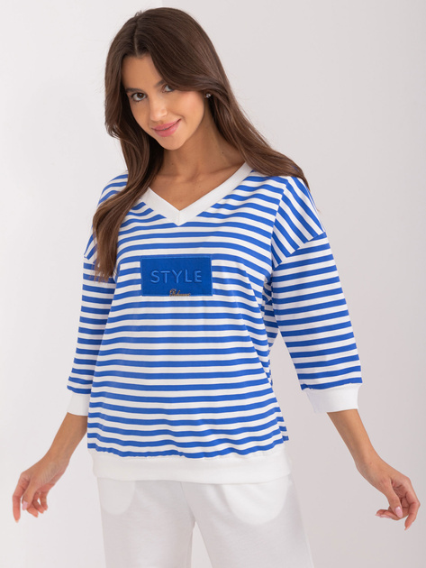 Hurtownia Kobaltowo-biała damska bluzka z naszywką