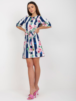 Hurt Biało-ciemnoniebieska sukienka koktajlowa w kwiaty 