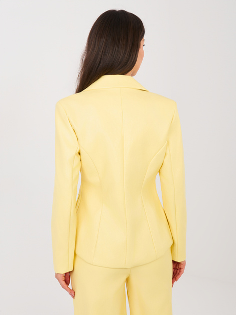 Jasnożółta skórzana marynarka z ozdobnymi guzikami