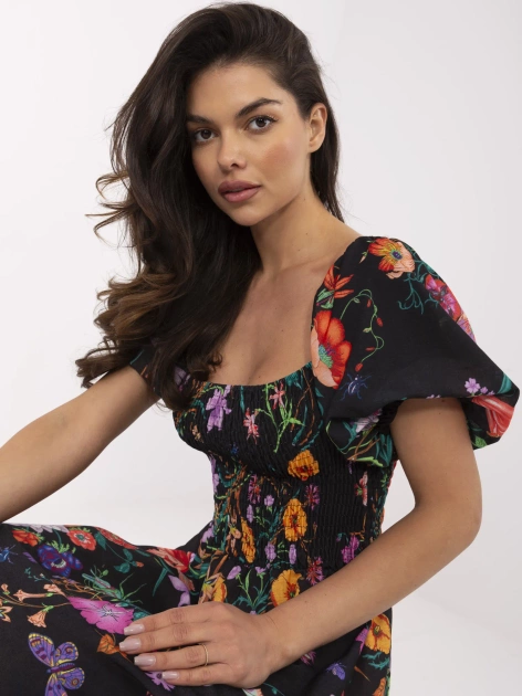 Czarna midi sukienka z bufiastymi rękawami