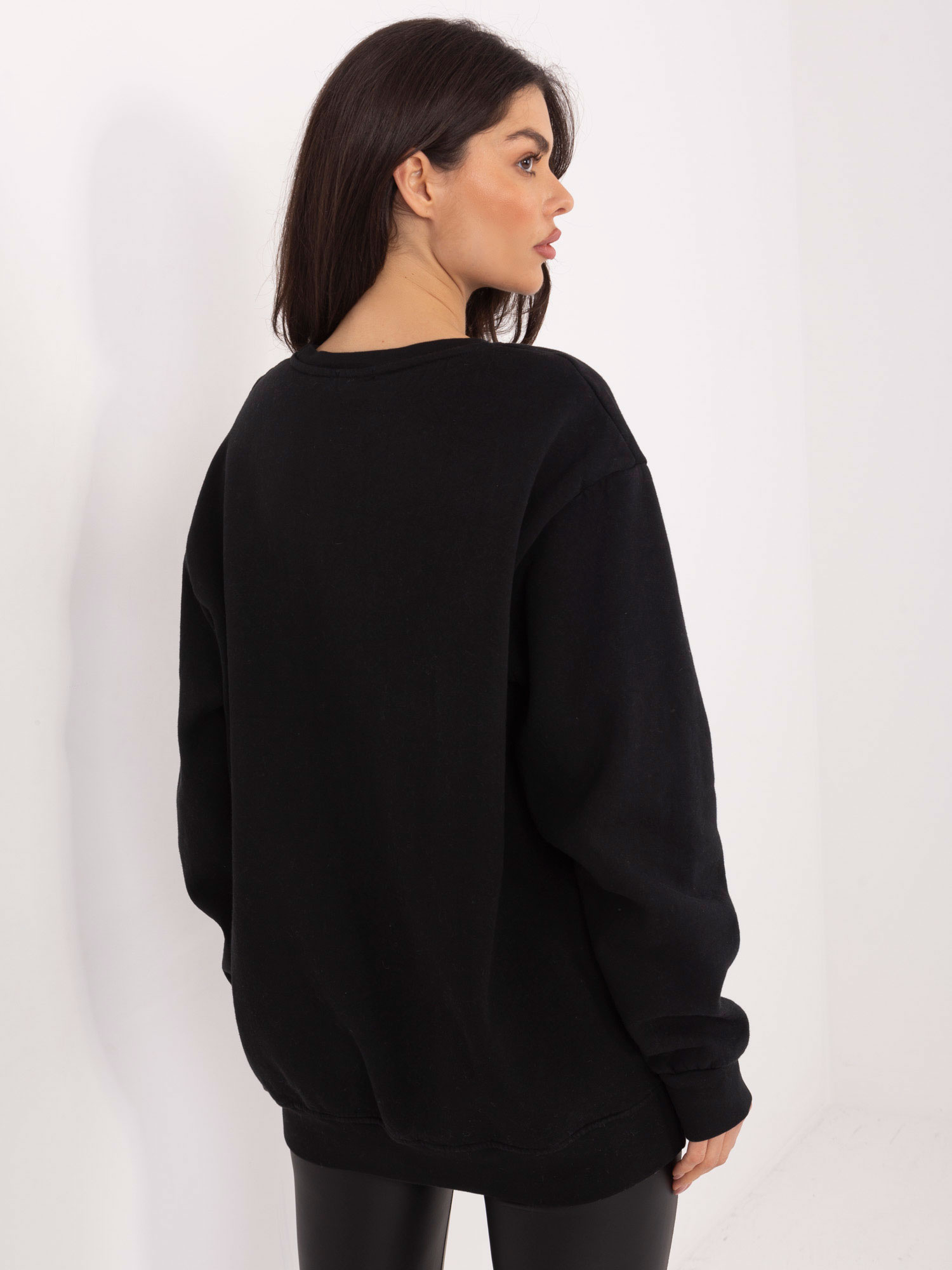 Czarna damska bluza oversize z nadrukiem
