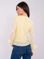 Jasnożółta damska bluzka z ozdobnymi różami