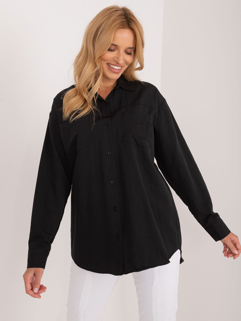 Hurtownia Czarna rozpinana koszula damska z naszywką