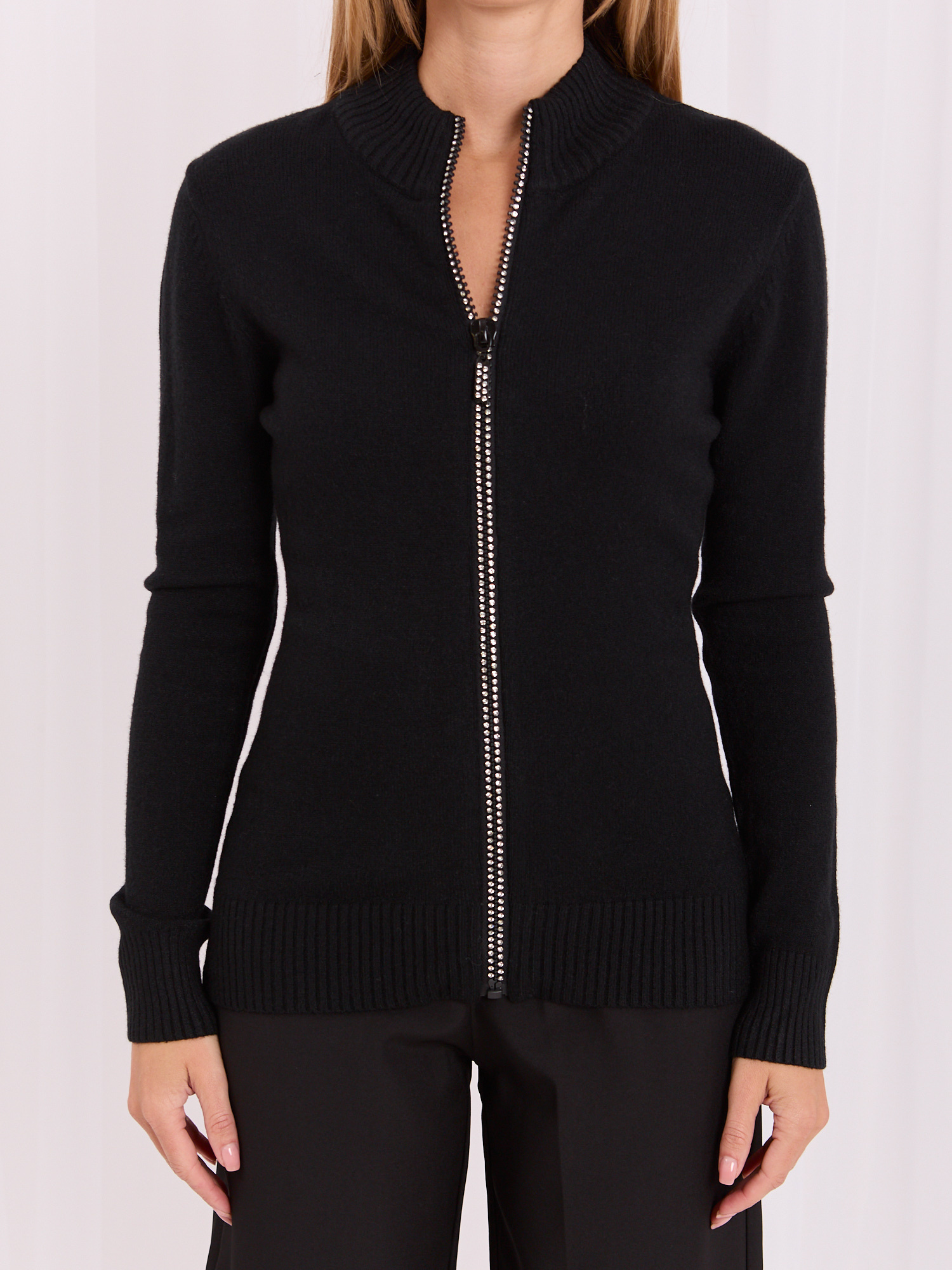 Sweter ecru