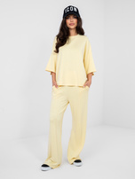 Pastelowa żółta bluzka basic z okrągłym dekoltem RUE PARIS 