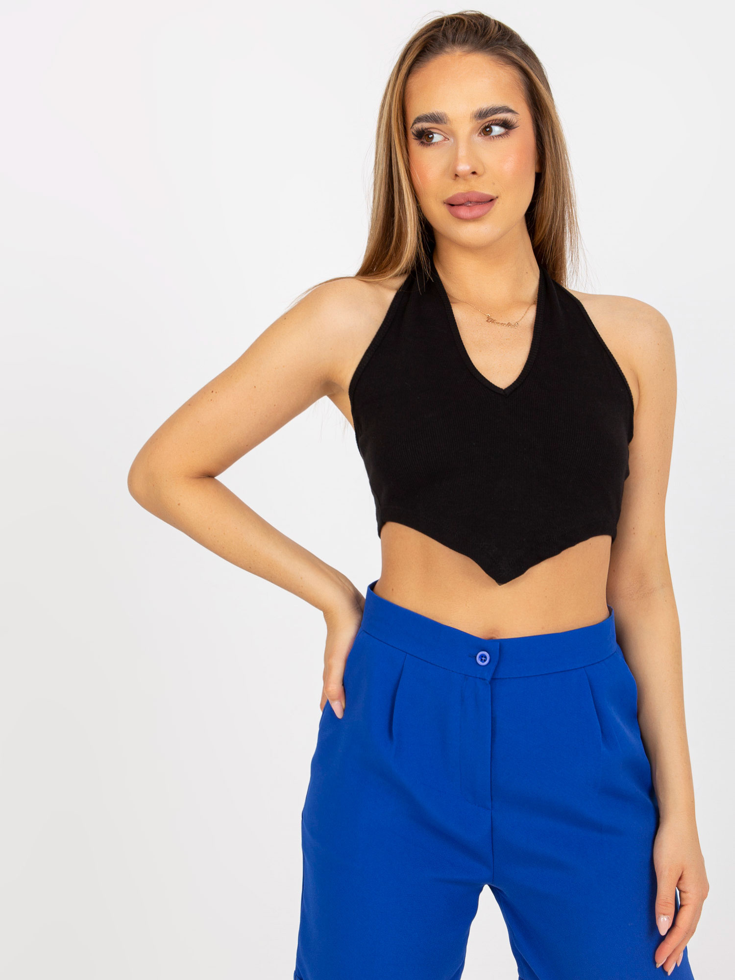 Hurtownia Czarny dopasowany crop top basic w prążki RUE PARIS  