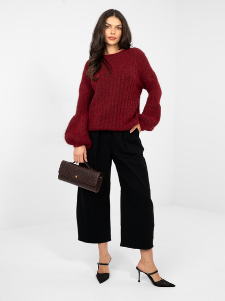 Bordowy sweter oversize w szeroki prążek