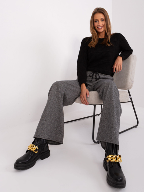 Hurt Czarny damski sweter klasyczny z warkoczami