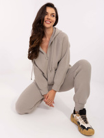 Szary swetrowy komplet z domieszką wełny