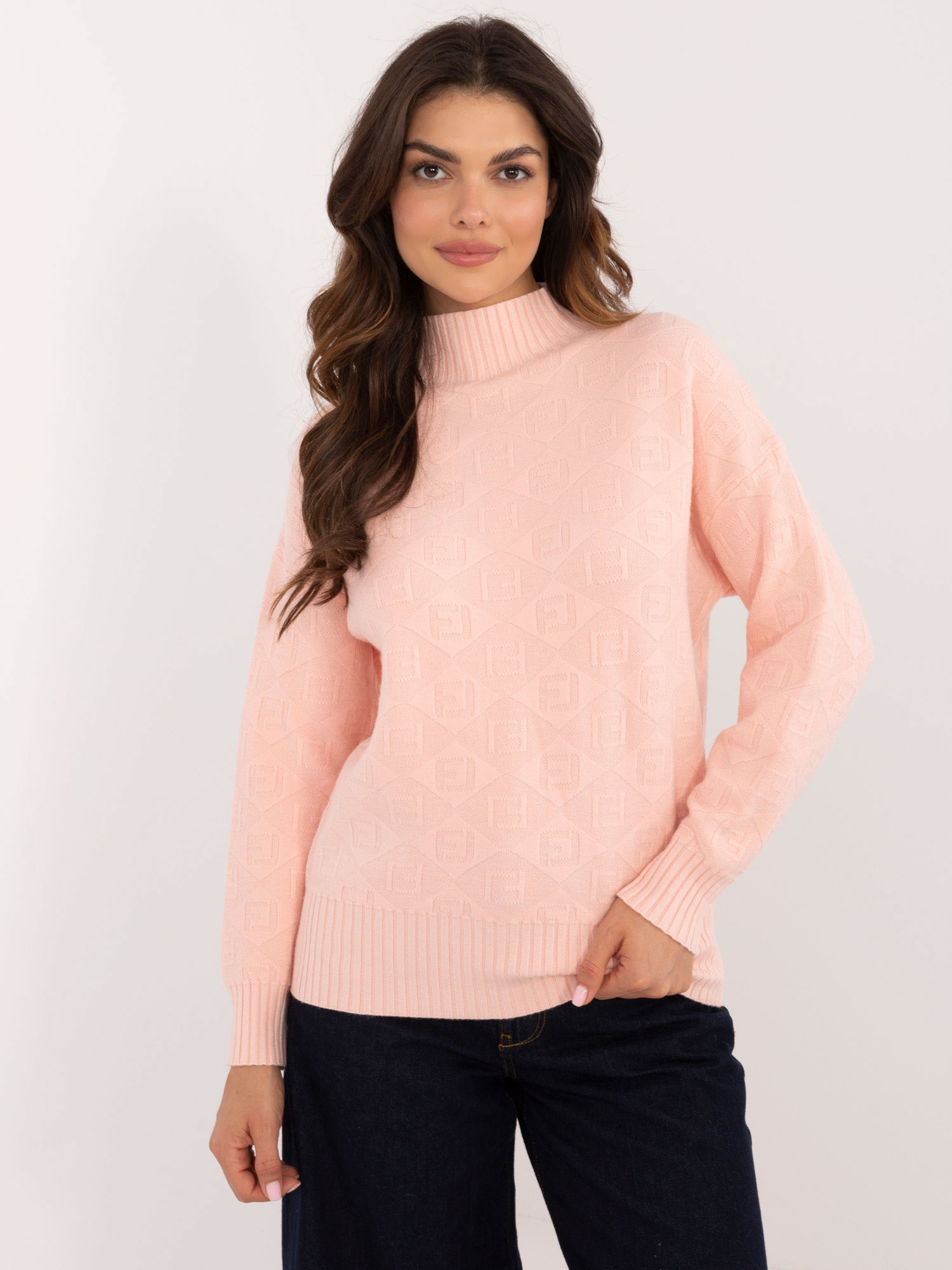 Sweter jasny brzoskwiniowy