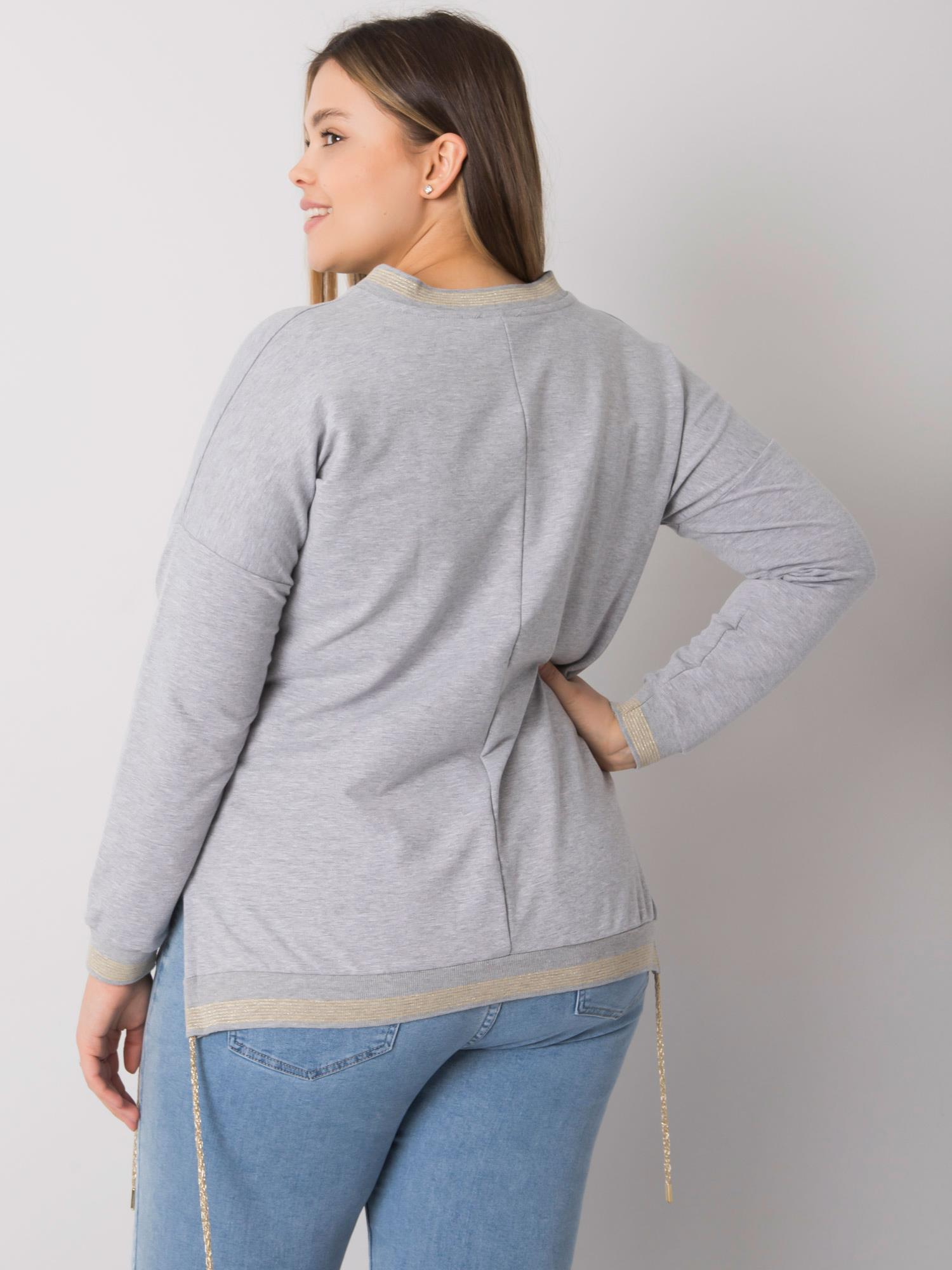 Graue Melange-Bluse in Übergröße mit Applikation Lila.
