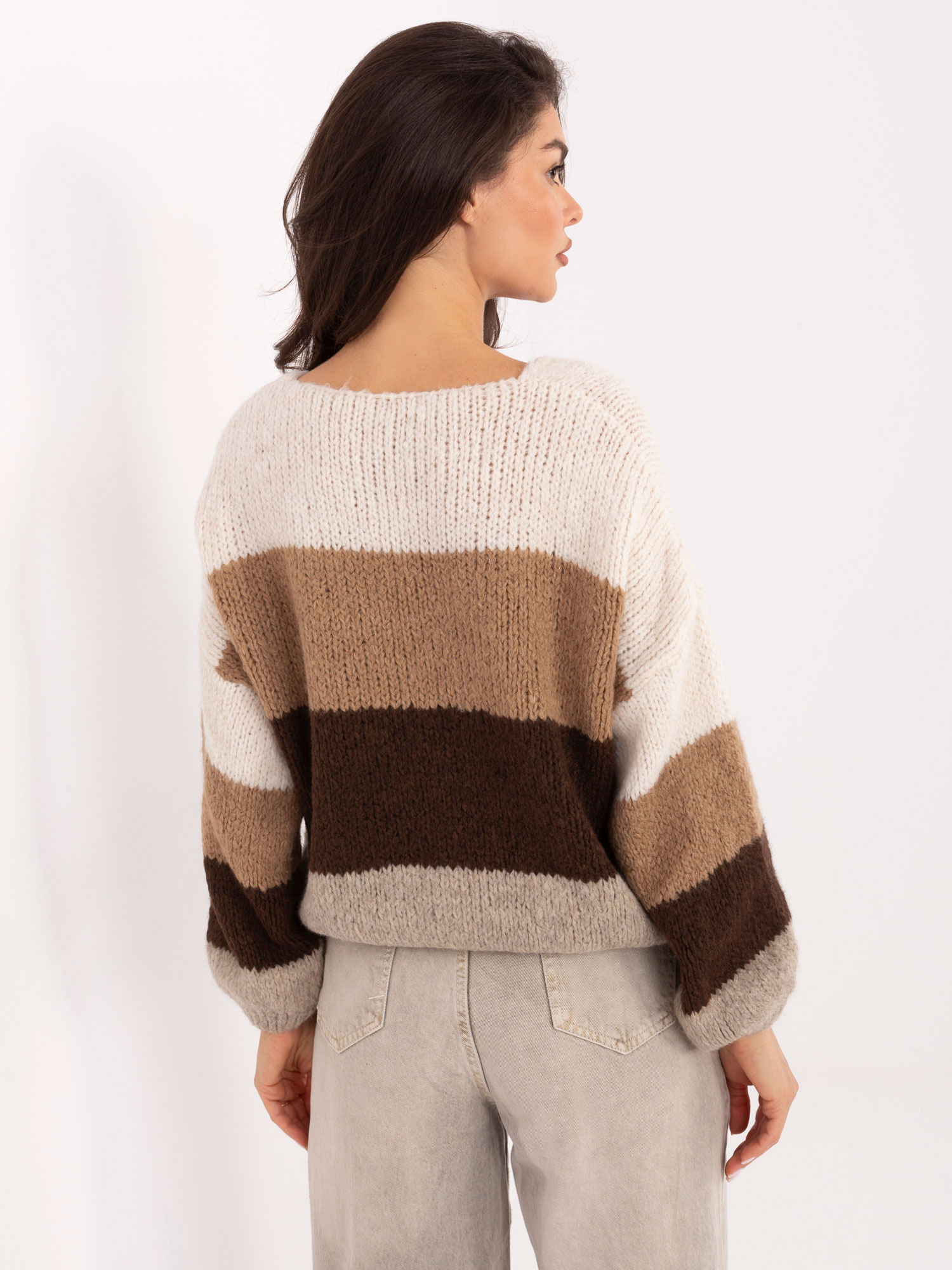 Sweter ecru