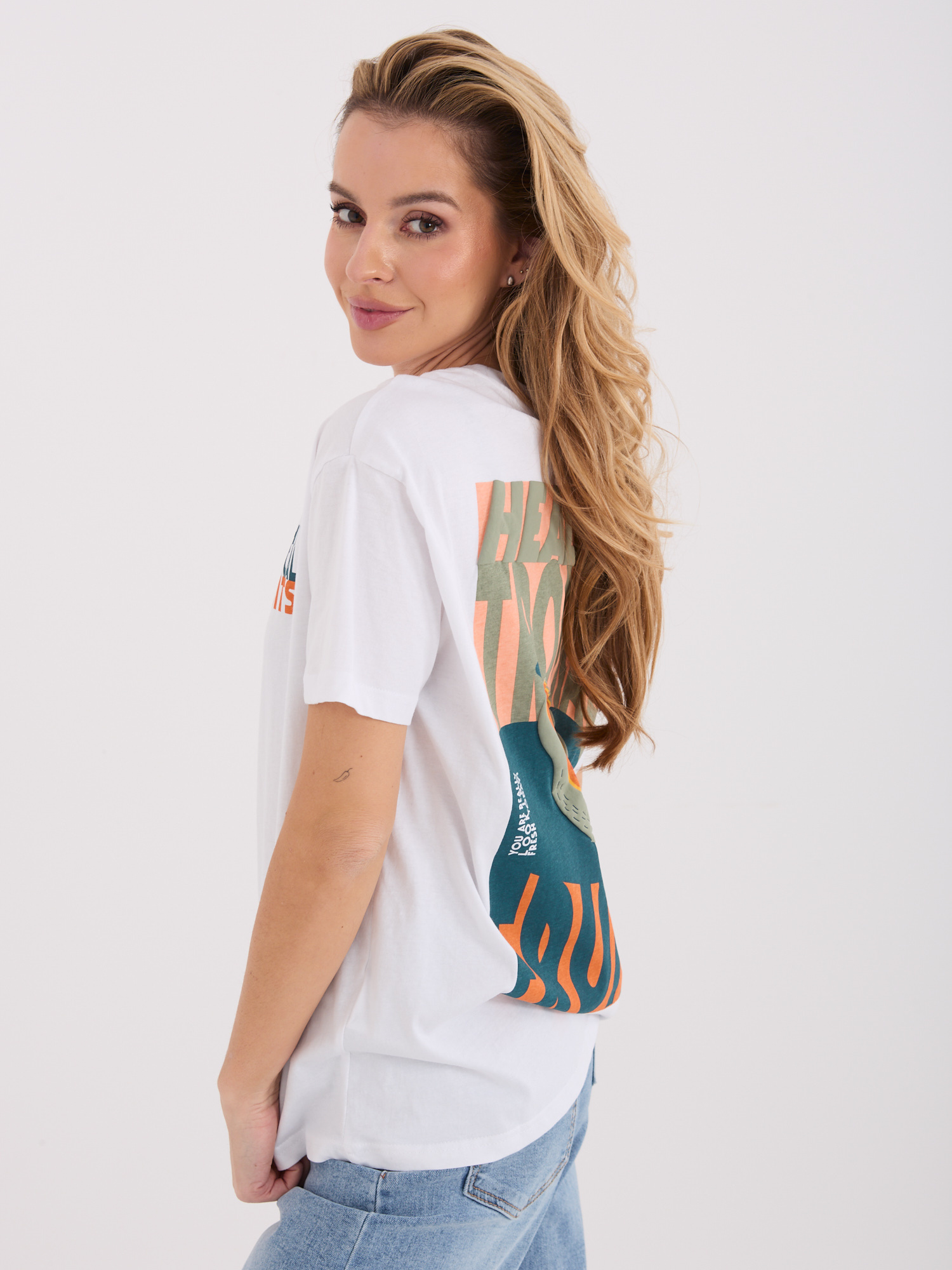 Biały bawełniany t-shirt z napisami SUBLEVEL 