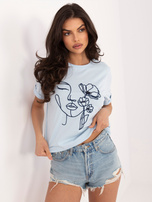 Jasnoniebieski damski t-shirt z bawełny 