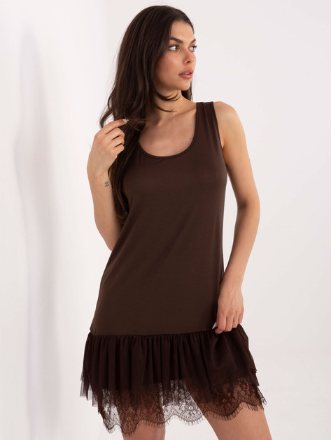 Czekoladowa sukienka z tiulowym dołem 