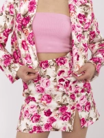 Różowo-ecru elegancki komplet ze spódnico-spodenkami
