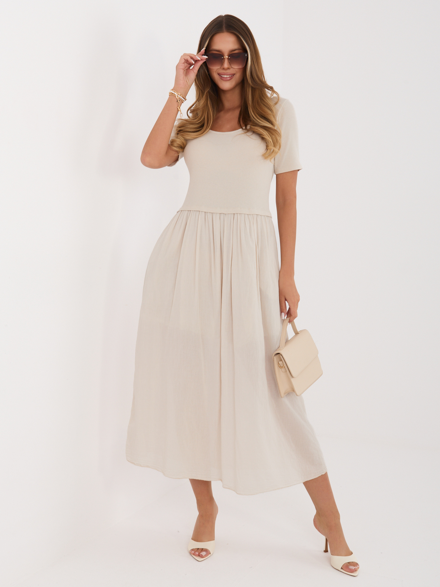 Beżowa midi sukienka z podszewką