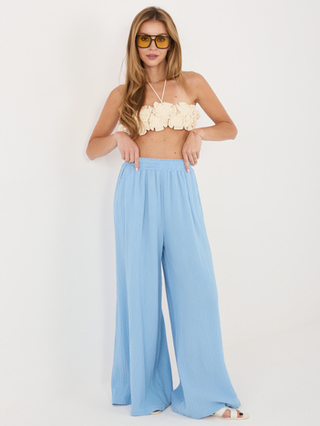 Jasnoniebieskie letnie spodnie z muślinu 