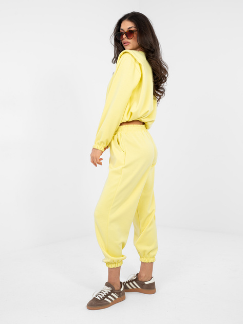 Pastelowy żółty komplet z poduszkami na ramionach RUE PARIS