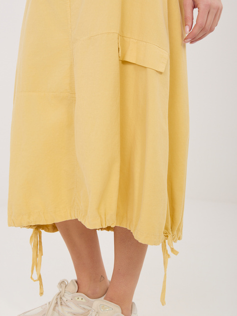 Jasnożółta midi spódnica z sztruksu RUE PARIS