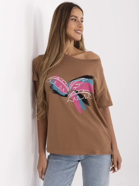 Jasnobrązowy damski t-shirt z nadrukiem