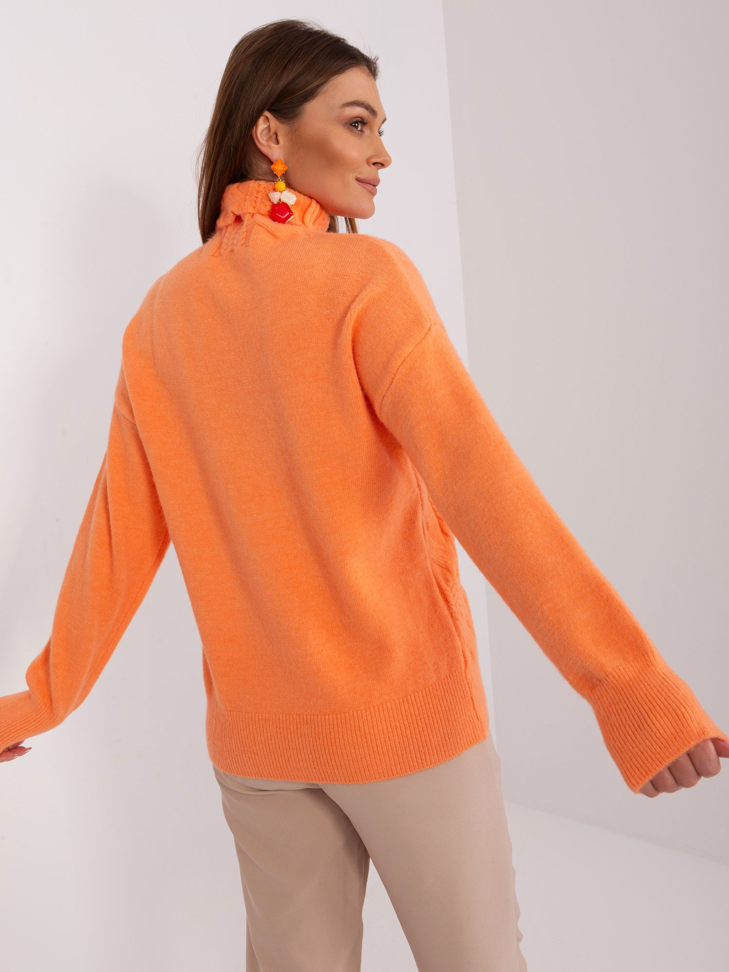 Sweter jasny pomarańczowy