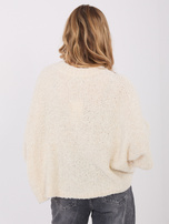 Kremowy sweter boucle z okrągłym dekoltem