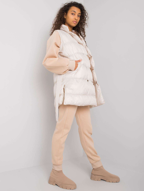 Beżowy trzyczęściowy komplet z kamizelką Minneola