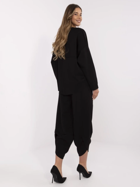 Czarny dwuczęściowy komplet ze spodniami 7/8
