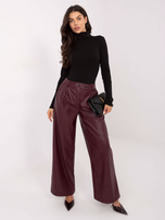 Czarna bluzka basic z golfem RUE PARIS