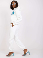 Ecru komplet dresowy z nadrukiem Laraina