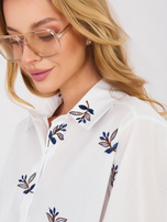 Biała rozpinana koszula z haftem  