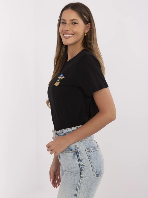 Czarny t-shirt z okrągłym dekoltem
