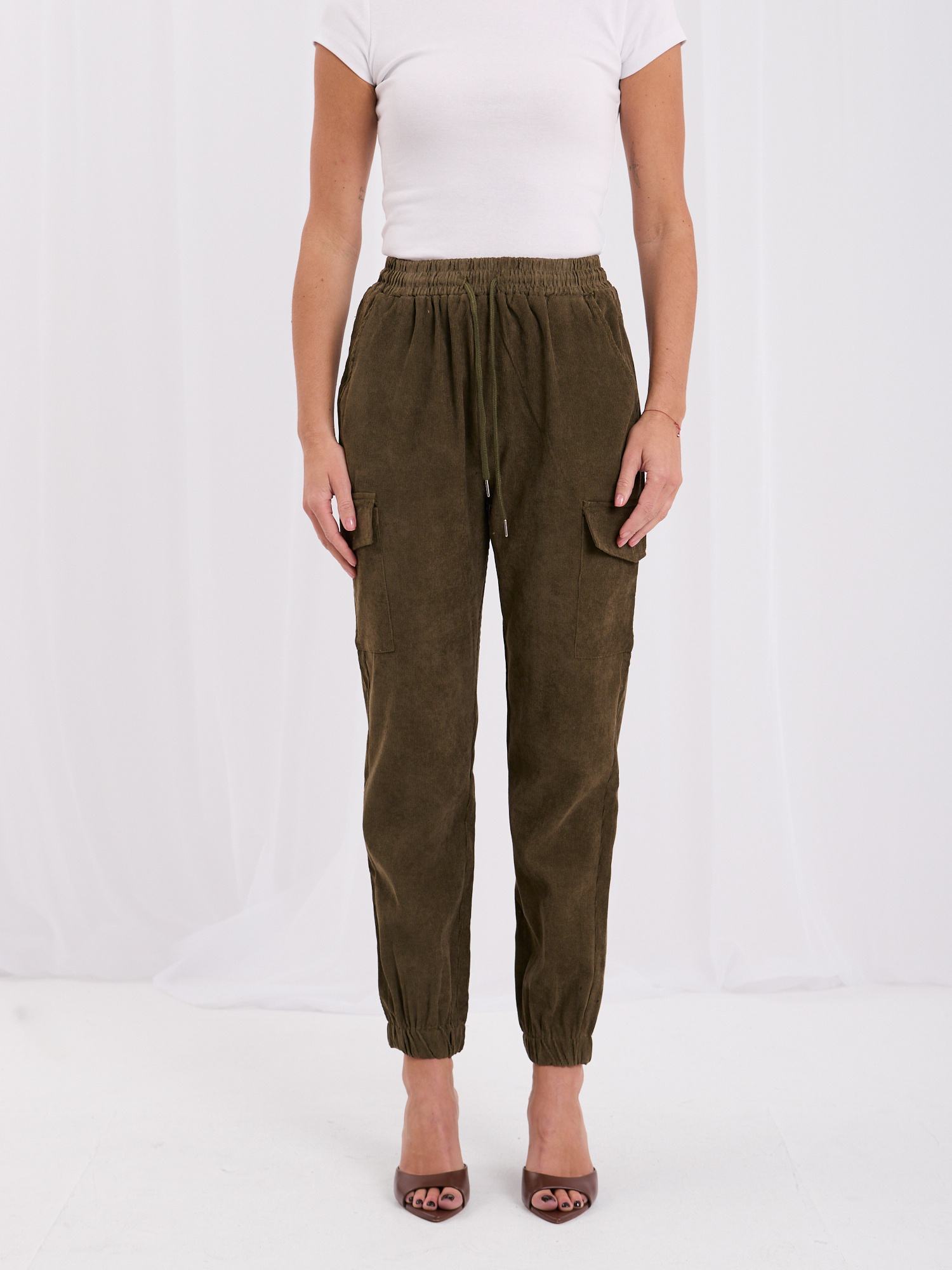 Khaki damskie spodnie typu bojówki ze sztruksu