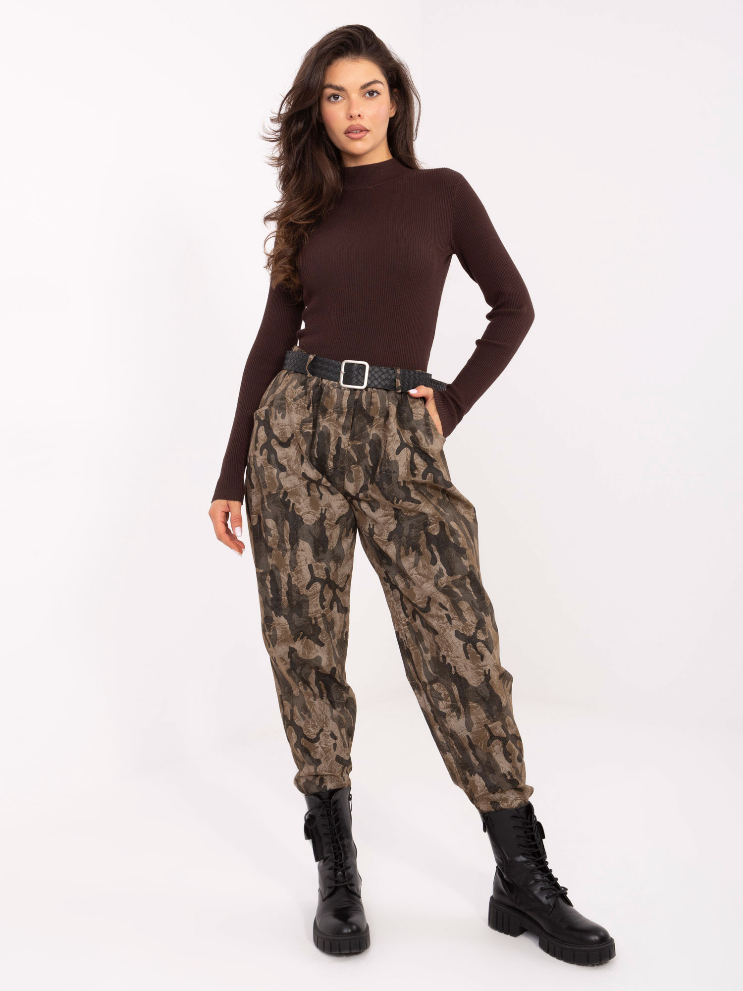 Spodnie khaki