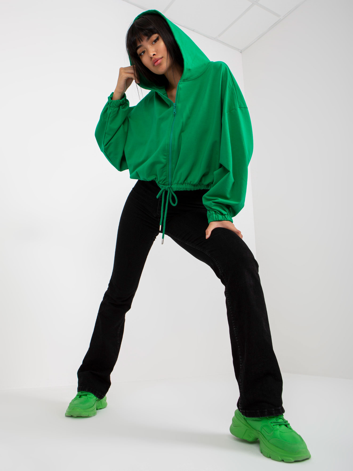 Zielona rozpinana bluza basic z kapturem RUE PARIS