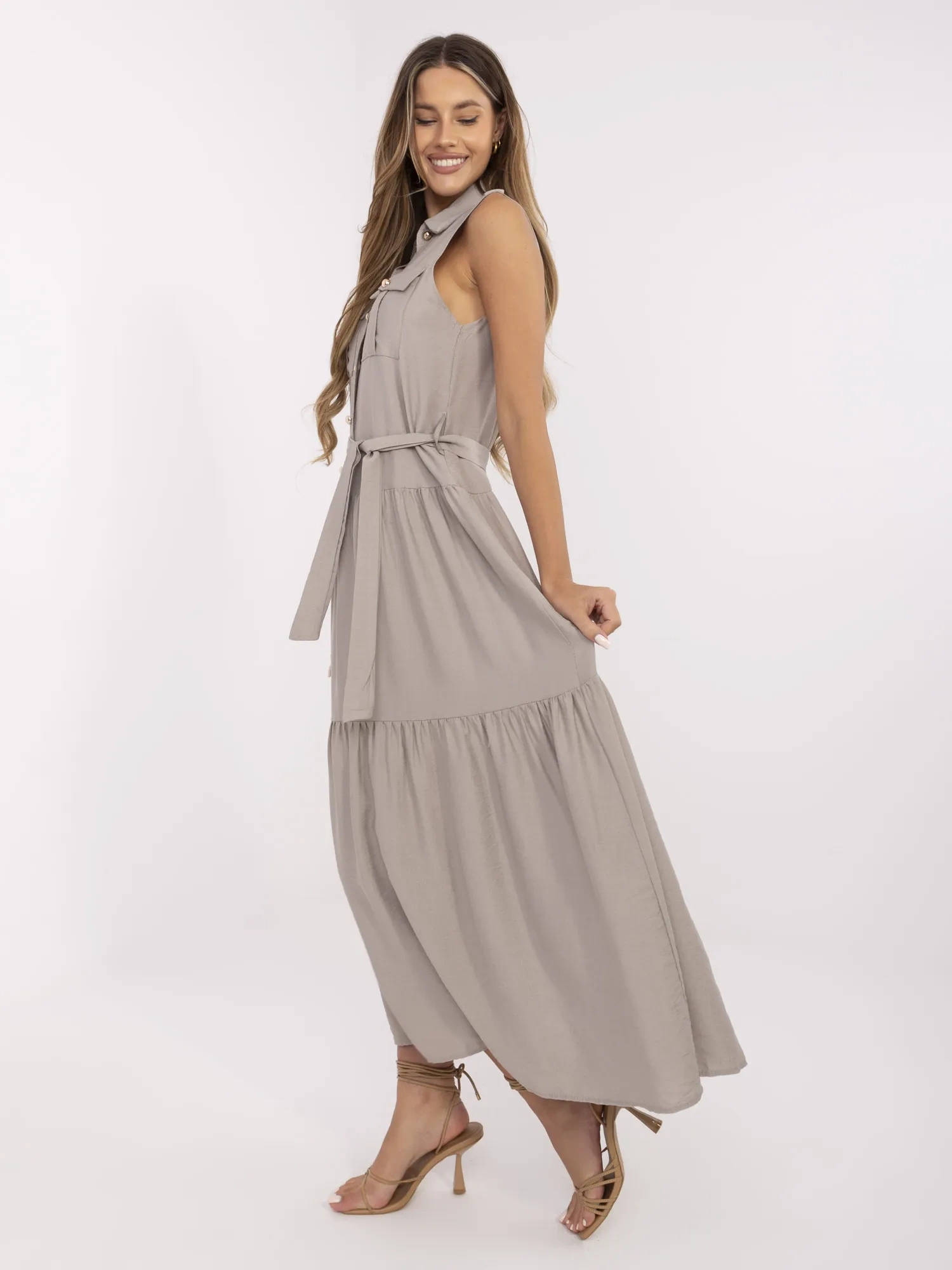 Graue Maxikleid aus Viskose.
