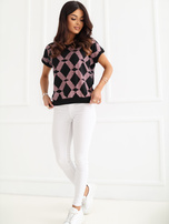 Czarna bluzka w geometryczny wzór