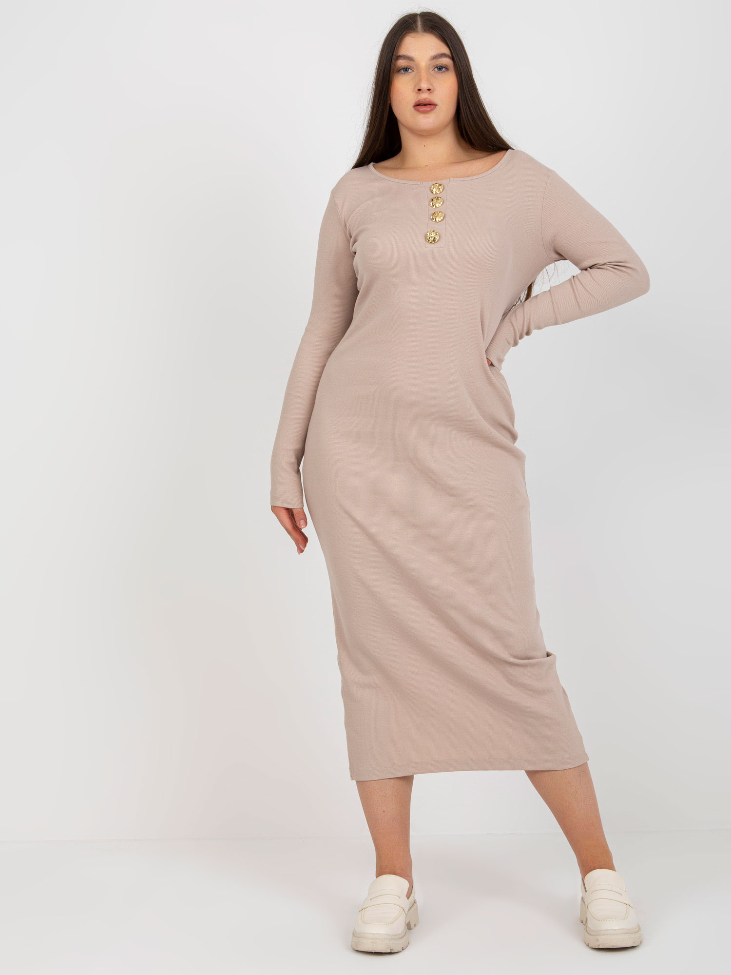 Hurt Beżowa prążkowana sukienka plus size z długim rękawem