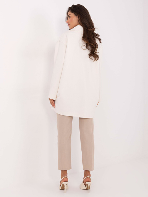 Ecru krótki płaszcz z dwurzędowym zapięciem