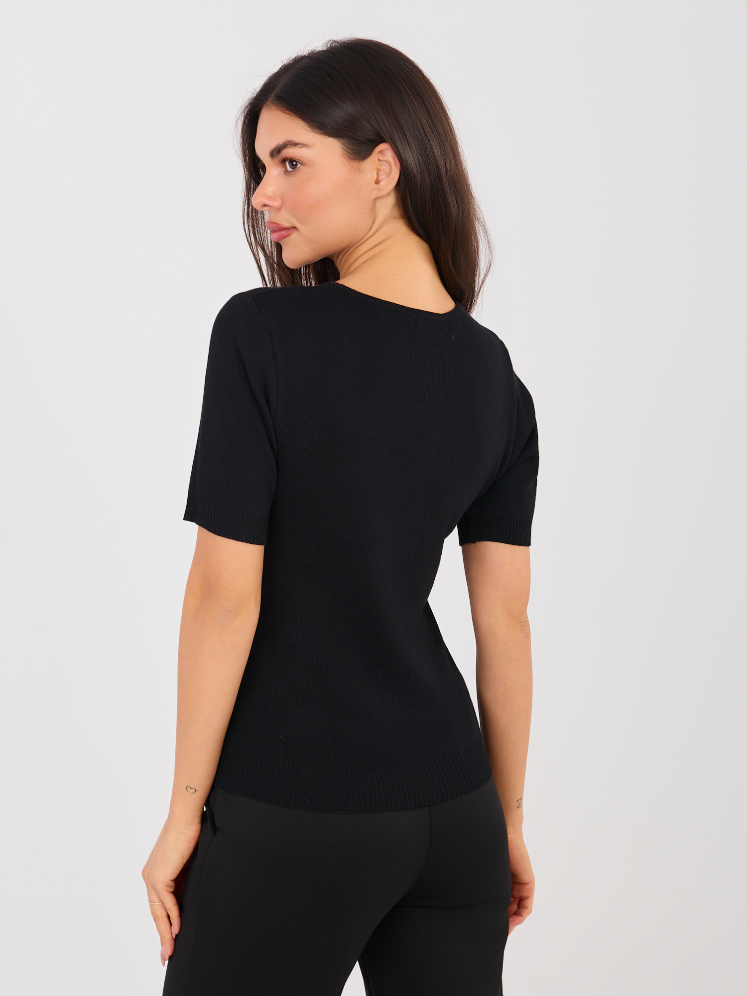 Sweter czarny
