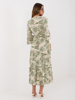 Zielona letnia sukienka we wzory 