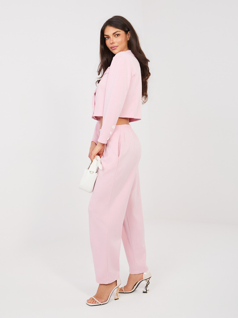 Pastelowy różowy dresowy komplet z marynarką RUE PARIS