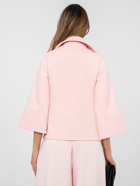 Pastelowy różowy przejściowy płaszcz z piankowego materiału